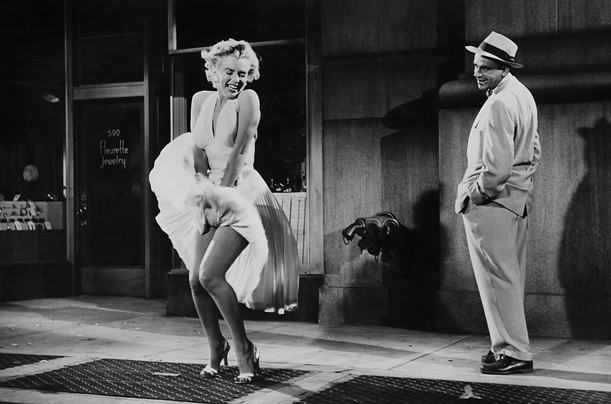 Marilyn-Monroe-dress-windblown-9.6-Million-USD-for-Audrey-Hepburn-and-Marilyn-Monroe-dress